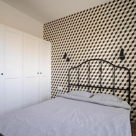 Bizapartments - Modern Flats With Parking Варшава Екстериор снимка
