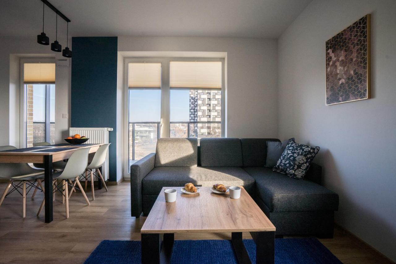 Bizapartments - Modern Flats With Parking Варшава Екстериор снимка