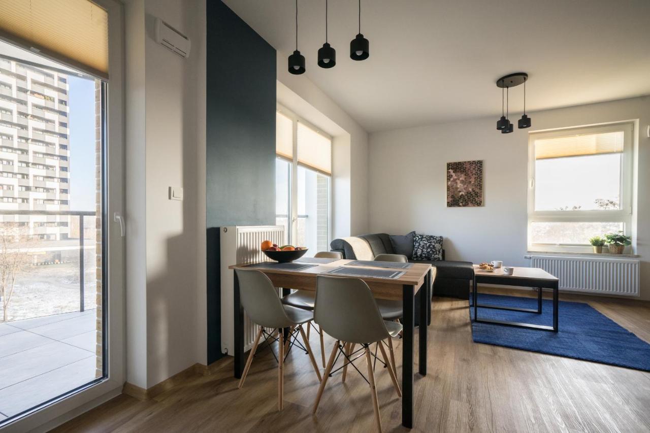 Bizapartments - Modern Flats With Parking Варшава Екстериор снимка