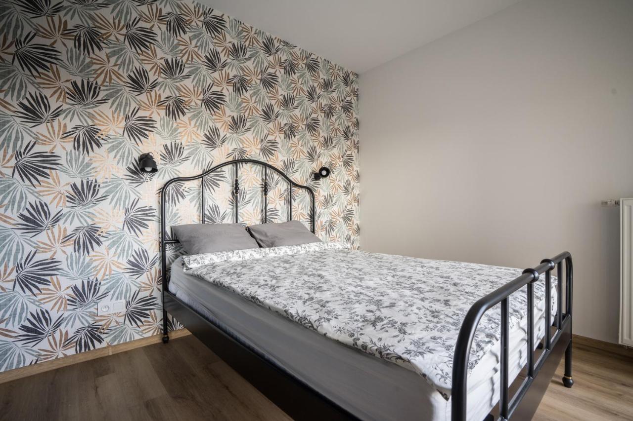 Bizapartments - Modern Flats With Parking Варшава Екстериор снимка