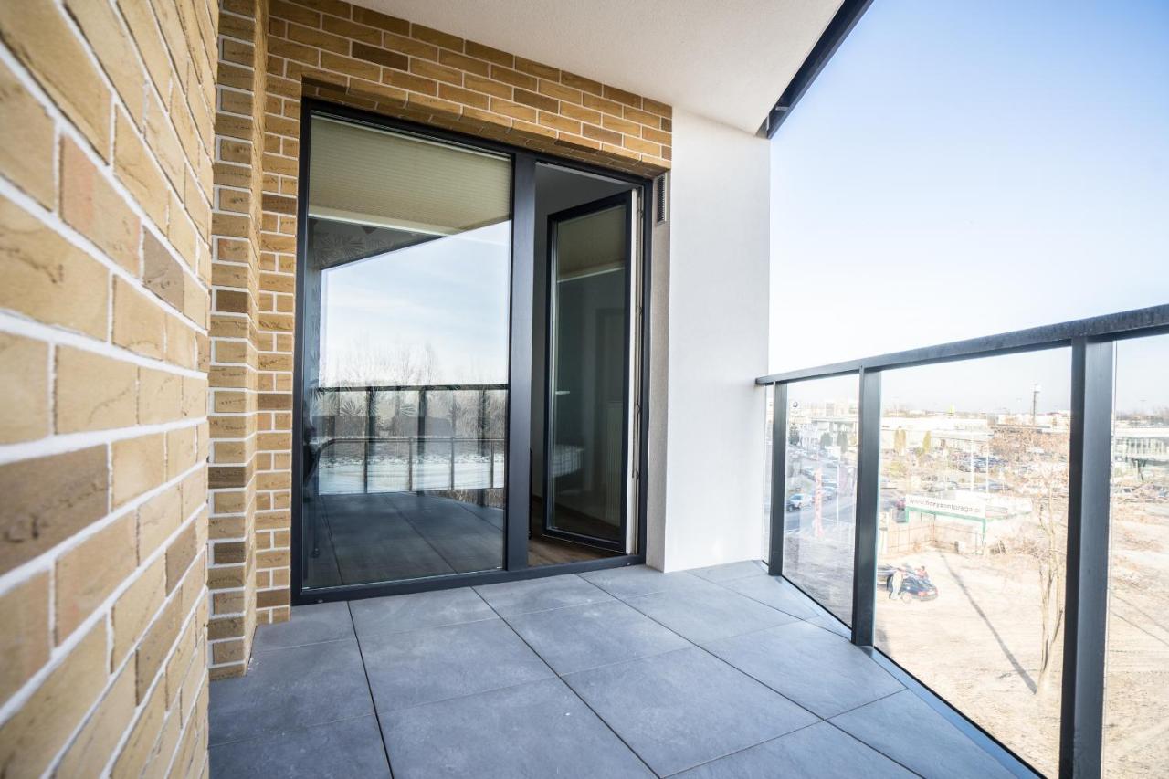 Bizapartments - Modern Flats With Parking Варшава Екстериор снимка
