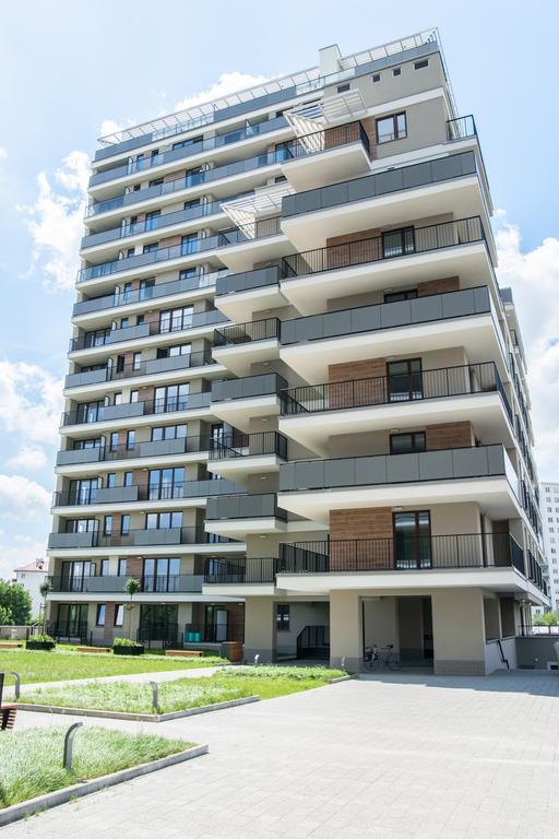Bizapartments - Modern Flats With Parking Варшава Стая снимка